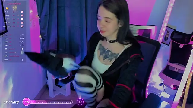 Snapshot of Sam_Mystery chatting on 4, 2, 2025 Sam Mystery online show from 4, 2, 2025