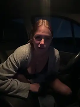 selenaluvv online show from 23, 12, 2024