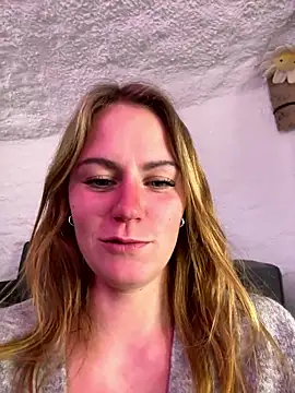 selenaluvv online show from 9, 1, 2026