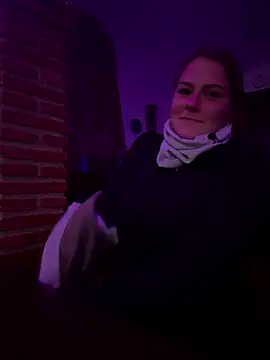 selenaluvv online show from 18, 1, 2026