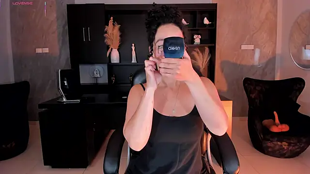 Snapshot of AlessaRomero chatting on 13, 6, 2026 AlessaRomero online show from 13, 6, 2026