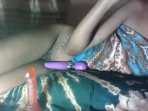 Snapshot of sweet_iddah chatting on 14, 1, 2025 sweet iddah online show from 14, 1, 2025