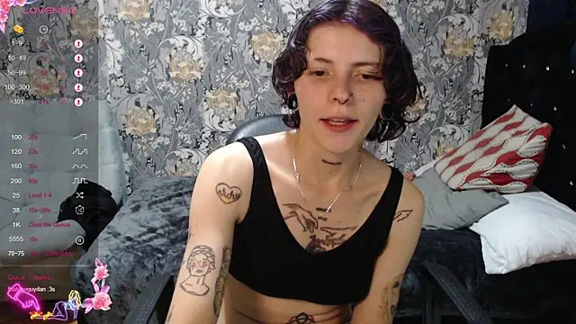 pretty cristal69 online show from 13, 5, 2026