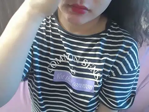 Snapshot of Mochi_Soft chatting on 3, 10, 2025 Mochi Soft online show from 3, 10, 2025
