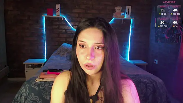 Snapshot of KityEstrover chatting on 9, 11, 2025 KityEstrover online show from 9, 11, 2025