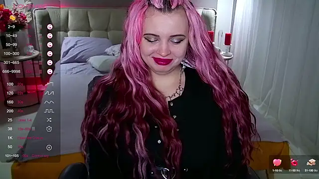 Miss Maya Mils online show from 16, 2, 2025