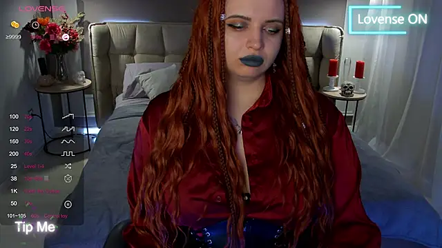 Miss Maya Mils online show from 18, 3, 2025