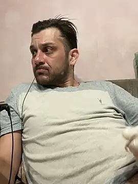 Snapshot of MaeltraJoy chatting on 7, 3, 2025 MaeltraJoy online show from 7, 3, 2025