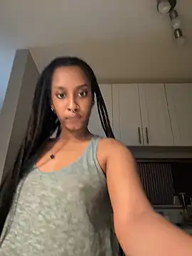 Your Paris online show from 26, 2, 2025