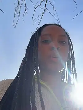 Your Paris online show from 1, 3, 2025