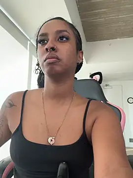 Your Paris online show from 25, 11, 2025