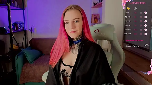 Roxy      online show from 17, 11, 2025