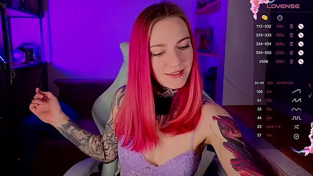 Roxy      online show from 13, 12, 2025