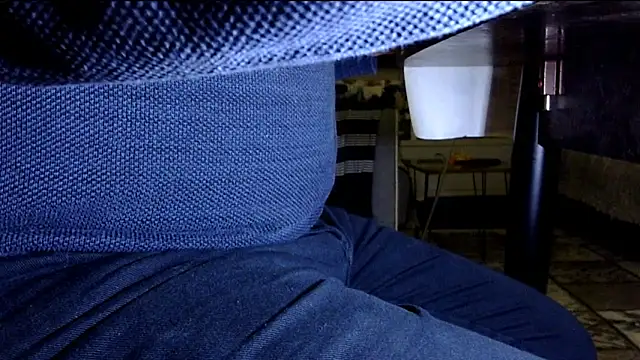 Snapshot of by-panic chatting on 9, 11, 2025 by-panic online show from 9, 11, 2025