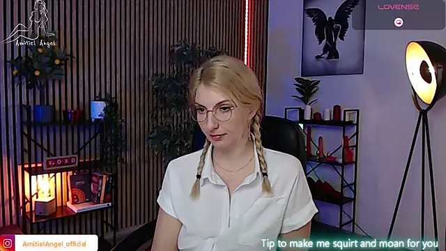 Amitiel Angel online show from 5, 3, 2025