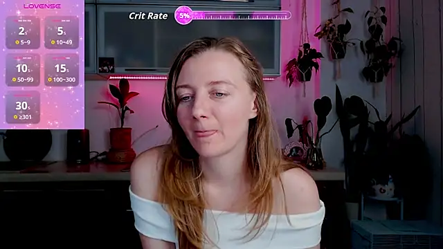 Snapshot of Elly_Helly chatting on 20, 11, 2025 Elly Helly online show from 20, 11, 2025