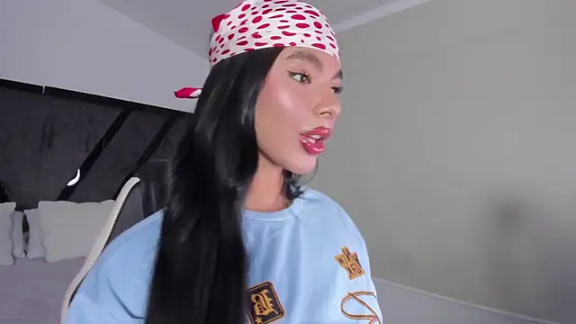 IsabelleFoxx  online show from 21, 10, 2025