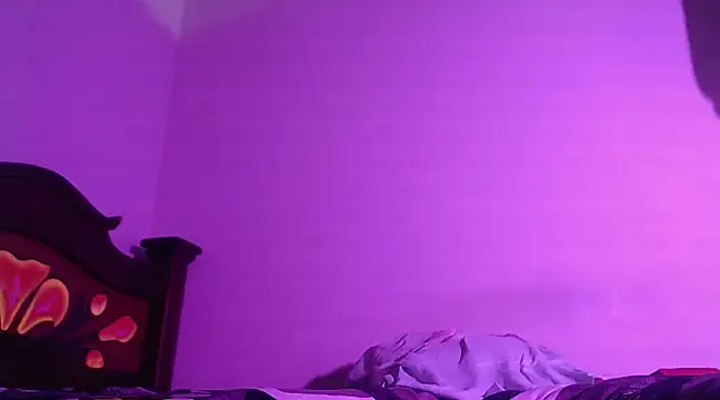 Snapshot of isaaclatino chatting on 5, 12, 2024 isaaclatino online show from 5, 12, 2024