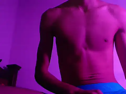 Snapshot of isaaclatino chatting on 13, 1, 2025 isaaclatino online show from 13, 1, 2025