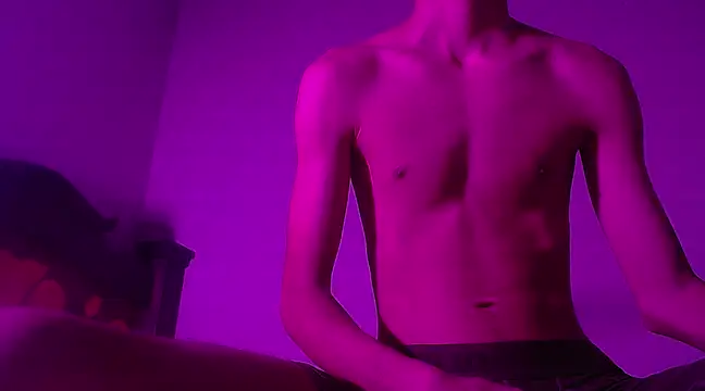 Snapshot of isaaclatino chatting on 7, 2, 2025 isaaclatino online show from 7, 2, 2025