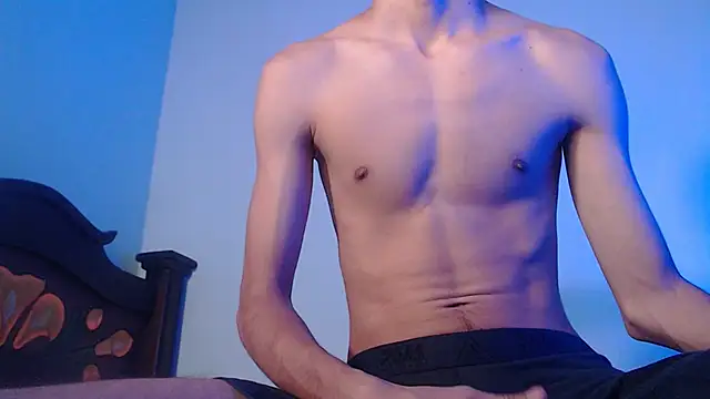 Snapshot of isaaclatino chatting on 17, 2, 2025 isaaclatino online show from 17, 2, 2025