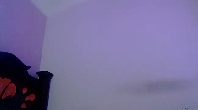 Snapshot of isaaclatino chatting on 4, 3, 2025 isaaclatino online show from 4, 3, 2025