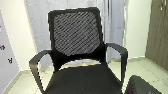 Snapshot of isaaclatino chatting on 25, 9, 2025 isaaclatino online show from 25, 9, 2025