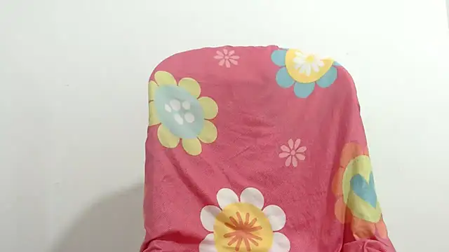 Snapshot of isaaclatino chatting on 3, 12, 2025 isaaclatino online show from 3, 12, 2025