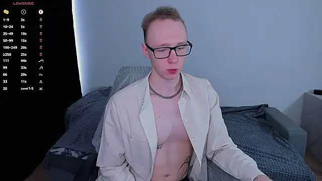 Snapshot of Alex_silents chatting on 6, 5, 2026 Alex silents online show from 6, 5, 2026