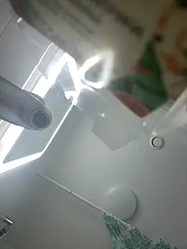 Adela Vetta online show from 13, 12, 2025