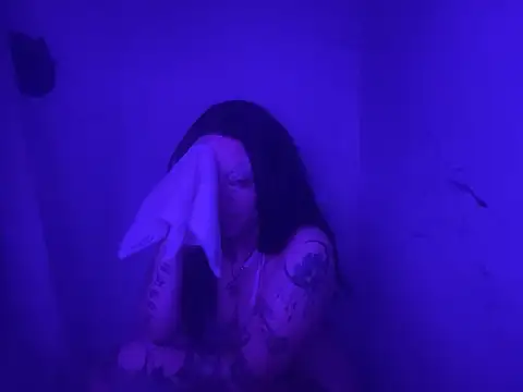 tatted-bitty online show from 11, 2, 2025