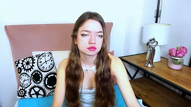 GraceLips online show from 7, 3, 2025