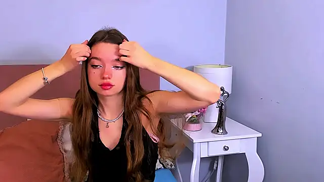 GraceLips online show from 18, 3, 2025