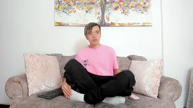 bunny maxi online show from 4, 3, 2025