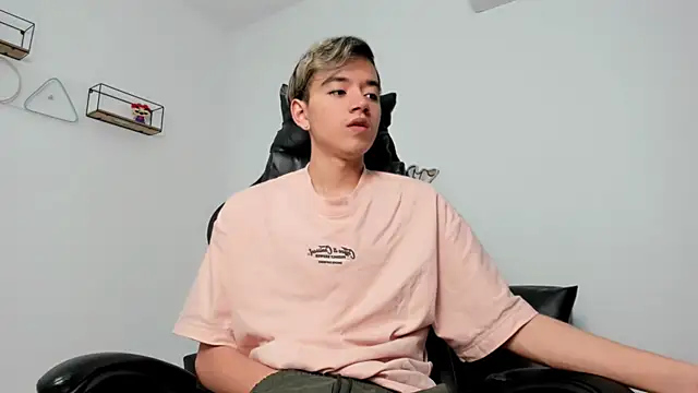 bunny maxi online show from 10, 3, 2025