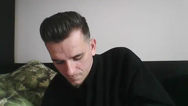 Huge cock22cm online show from 2, 3, 2025