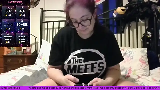 Snapshot of MissKisu chatting on 6, 12, 2024 MissKisu online show from 6, 12, 2024