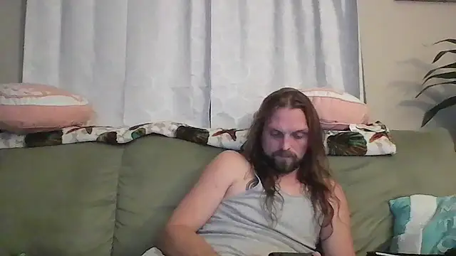 Snapshot of VitaminDrewFl chatting on 10, 6, 2026 VitaminDrewFl online show from 10, 6, 2026
