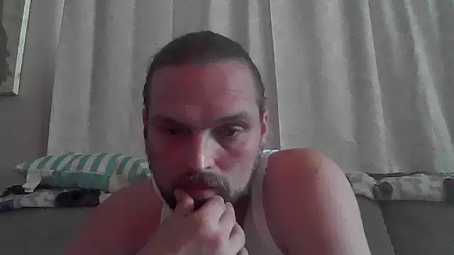 Snapshot of VitaminDrewFl chatting on 13, 6, 2026 VitaminDrewFl online show from 13, 6, 2026