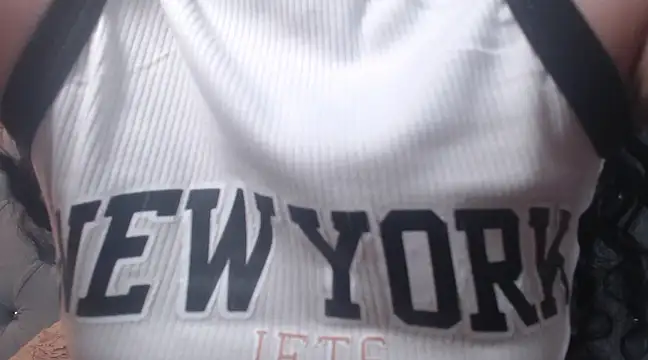 EmmaCowperr online show from 24, 2, 2025