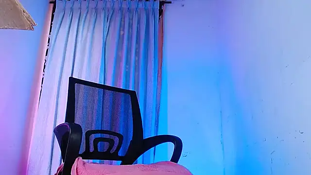 Snapshot of DanteSantoro chatting on 21, 2, 2026 DanteSantoro online show from 21, 2, 2026