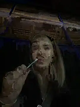 Snapshot of littlebitchess chatting on 28, 11, 2025 littlebitchess online show from 28, 11, 2025