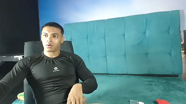 SexyBigCock01 online show from 4, 11, 2025