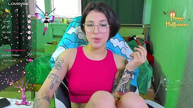 Snapshot of folinskayyya chatting on 8, 11, 2025 folinskayyya online show from 8, 11, 2025