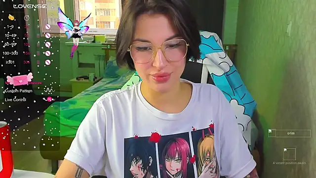 Snapshot of folinskayyya chatting on 18, 11, 2025 folinskayyya online show from 18, 11, 2025