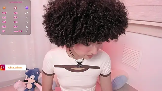 Snapshot of Alice_winter_ chatting on 3, 7, 2026 Alice winter online show from 3, 7, 2026