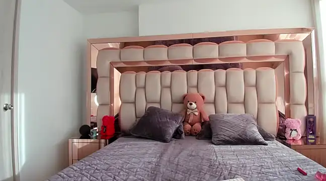 candy-sam28 online show from 9, 12, 2024