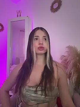 Ashleyjenner  online show from 17, 1, 2026