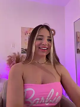 Ashleyjenner  online show from 30, 4, 2026
