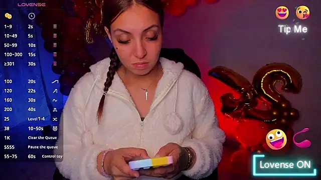 Snapshot of KetziaDoll chatting on 13, 11, 2025 KetziaDoll online show from 13, 11, 2025